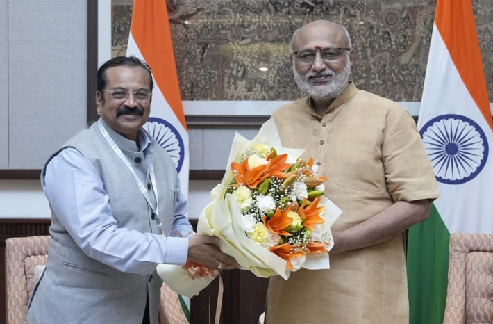 NCRTC MD pays courtesy visit to Vice President